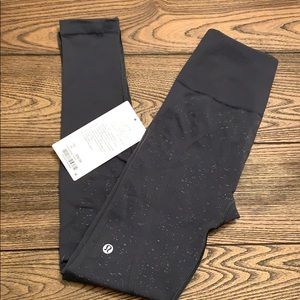 NWT lululemon free to flow 7/8
